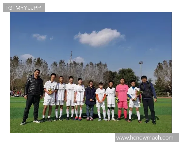 gary在绿茵场上挥洒汗水与激情展现足球梦想的精彩瞬间